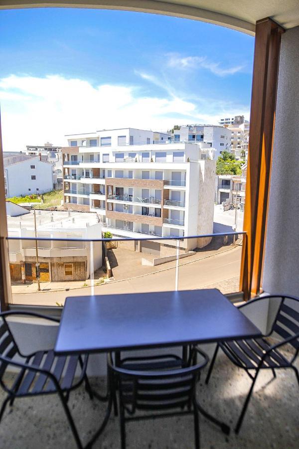 Allure Apartments ウルツィニ エクステリア 写真