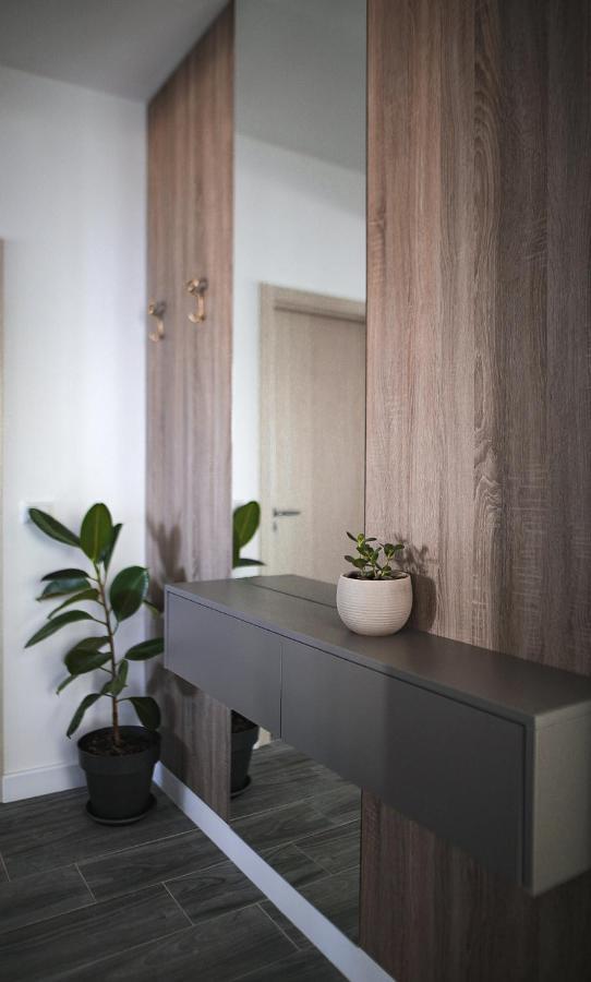 Allure Apartments ウルツィニ エクステリア 写真